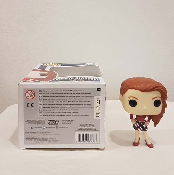 Cheryl Blossom Riverdale Funko Pop 590 - Picture 7 of 7